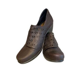 Brown Perforated Booties Size 41/10